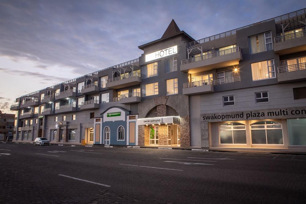 Swakopmund Plaza Hotel Exterior photo