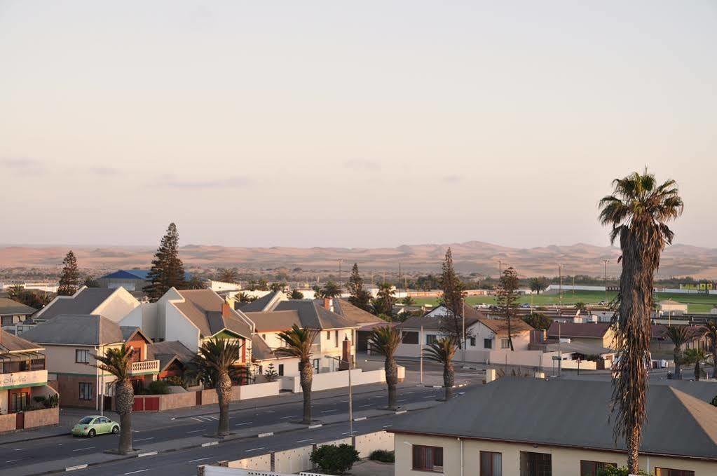 Swakopmund Plaza Hotel Exterior photo