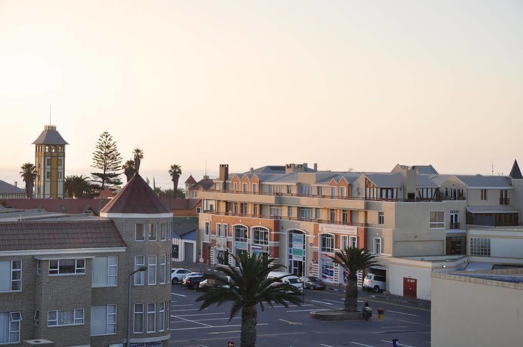 Swakopmund Plaza Hotel Exterior photo
